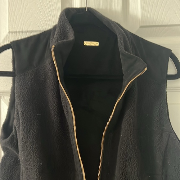 Lilly Pulitzer Skyden Reversible Vest Jacket Fleece & Suede Black M Nwt $258 - Picture 7 of 8